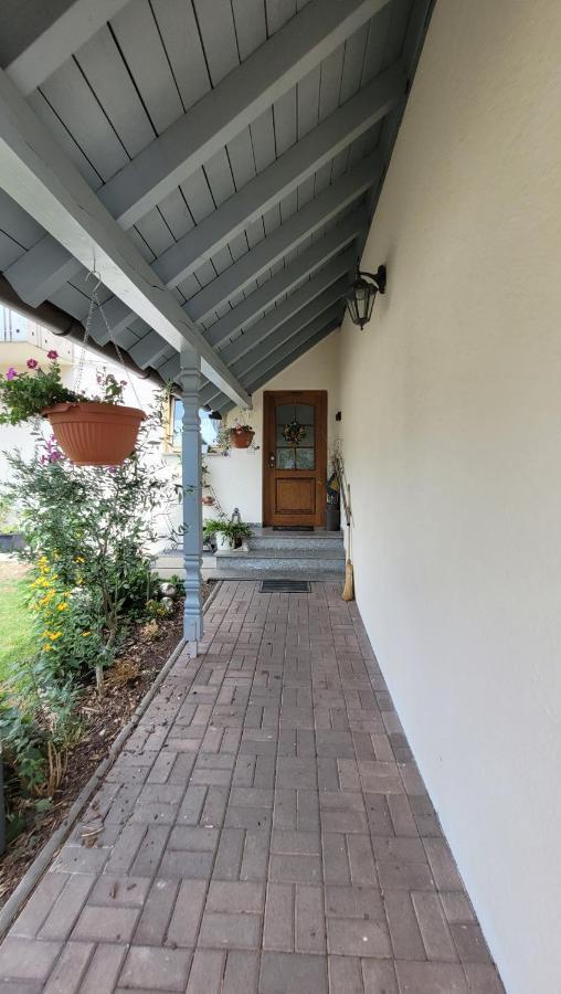 Ferienwohnung Naehe Bodensee. Meckenbeuren Buitenkant foto